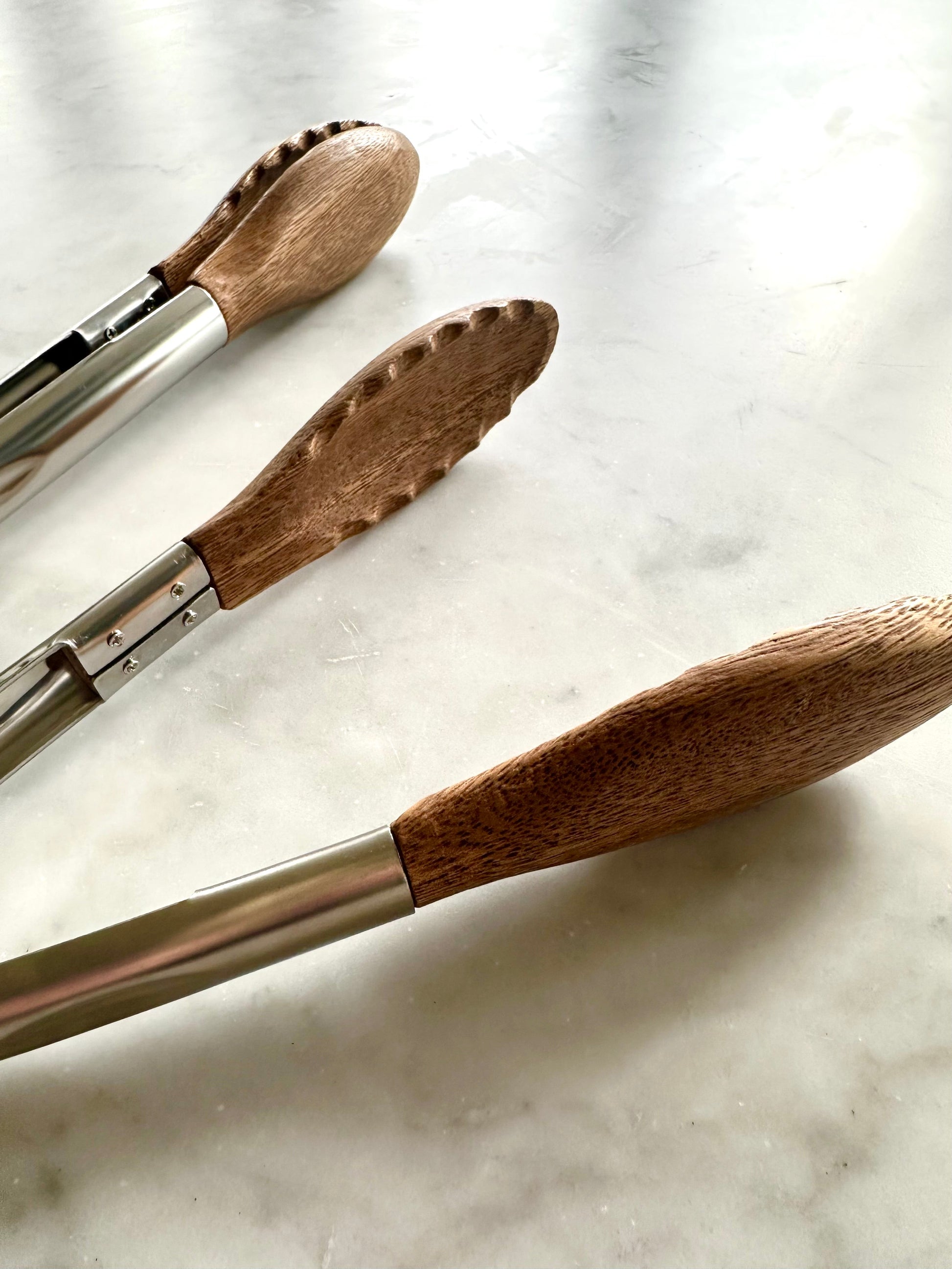 Acacia Wood Tongs, Set of 2 - Fluent Trends