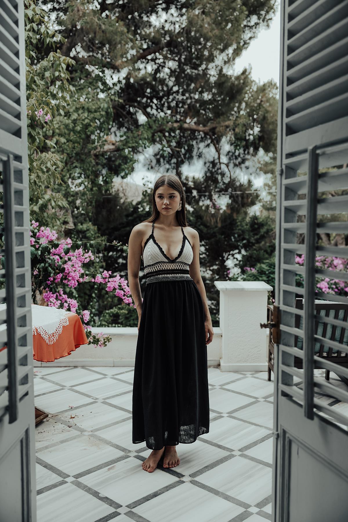 Rey Lace Dress — Black Soléa