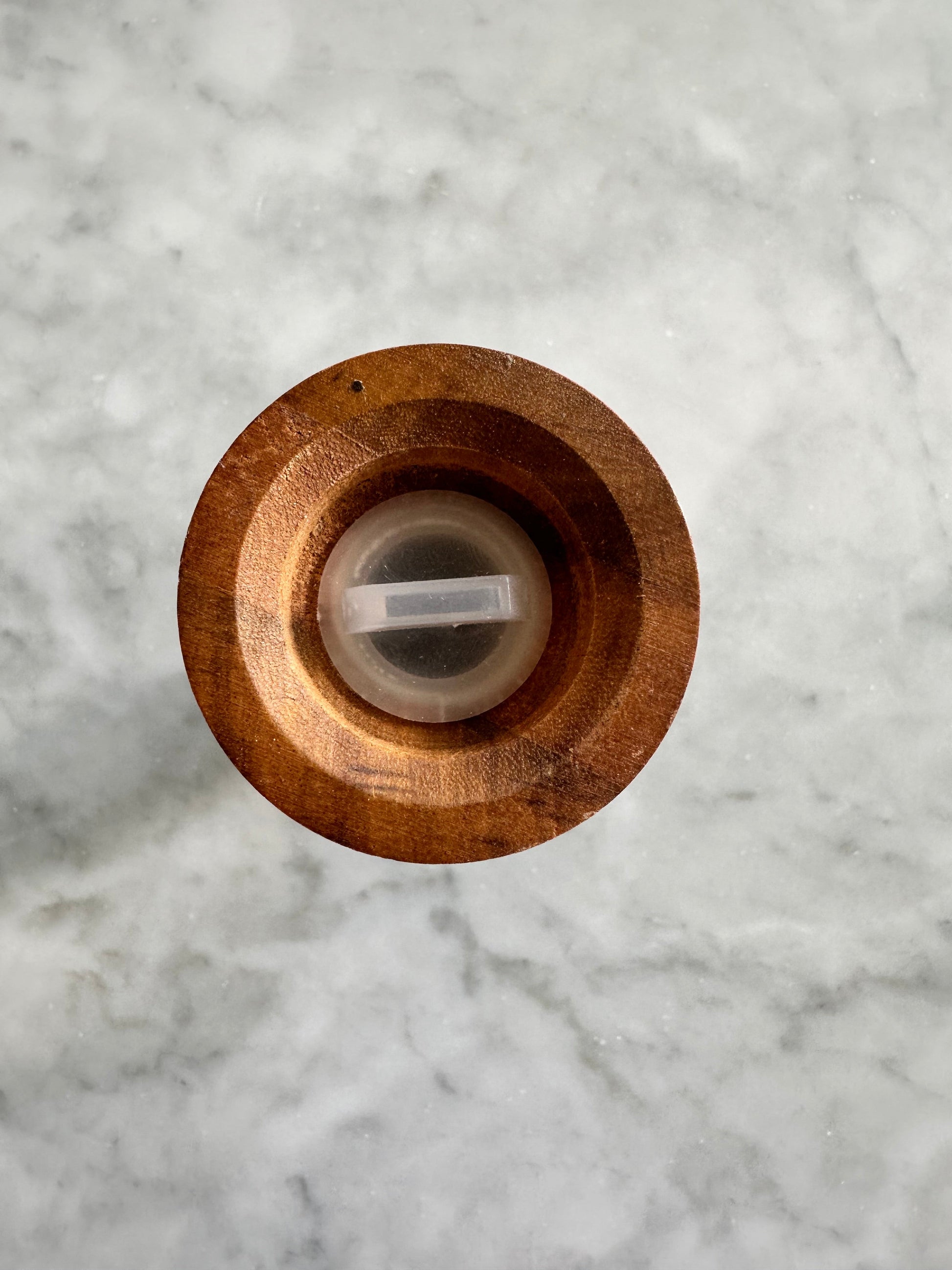 Acacia Wood Salt & Pepper Grinders - Fluent Trends
