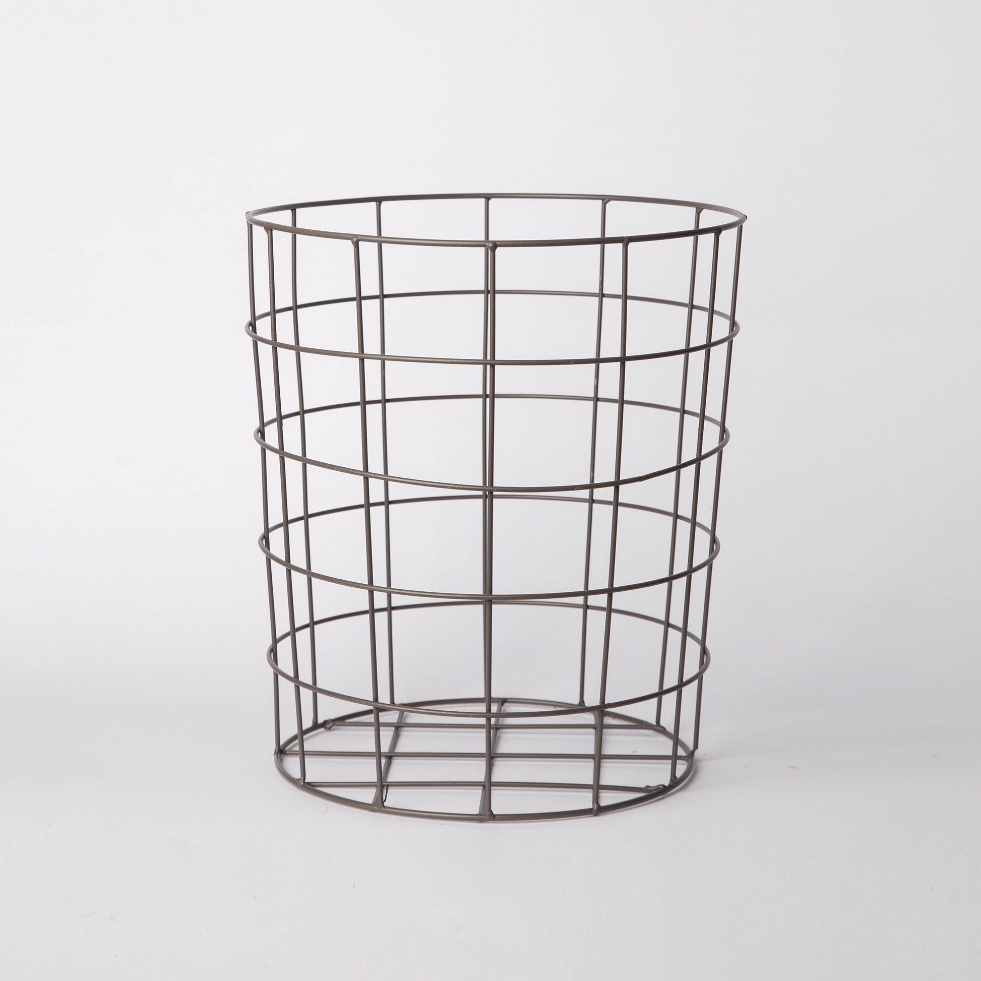 318 - Iron Basket - Fluent Trends
