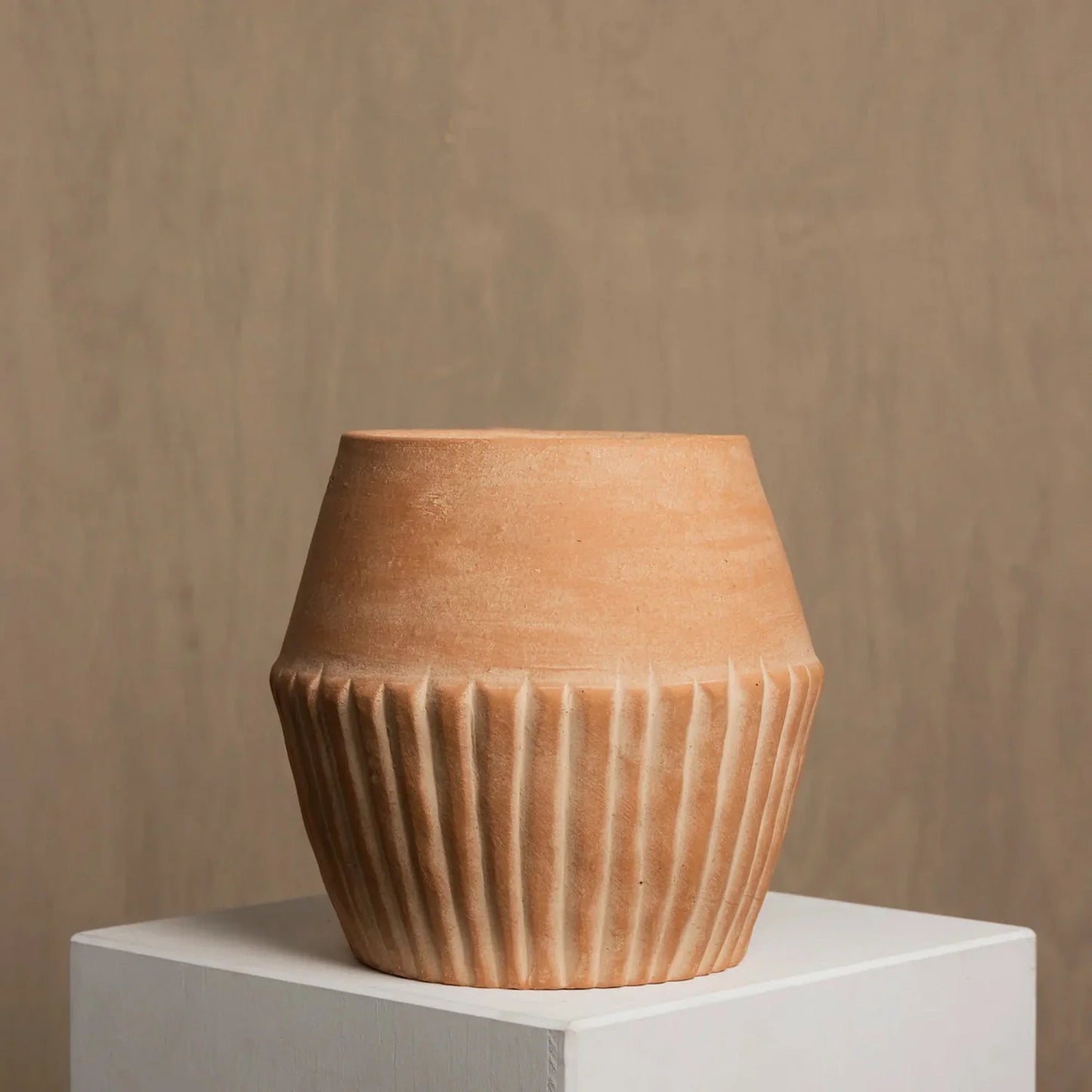 Valentina Planter - Fluent Trends