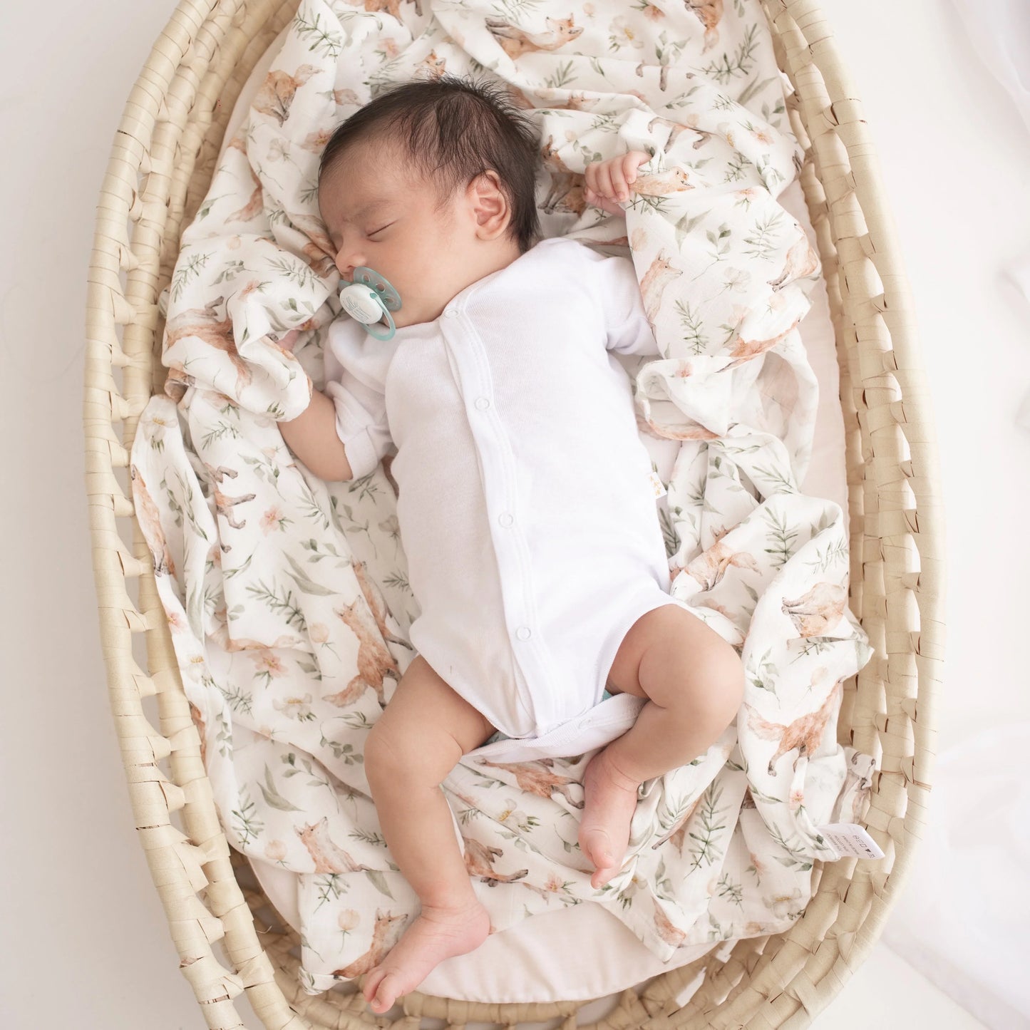 Muslin Swaddle Blankets - Soft Breathable Baby Swaddle Wrap, Bamboo Viscose & Cotton Receiving Blankets for Newborns, 2-Pack - Fluent Trends