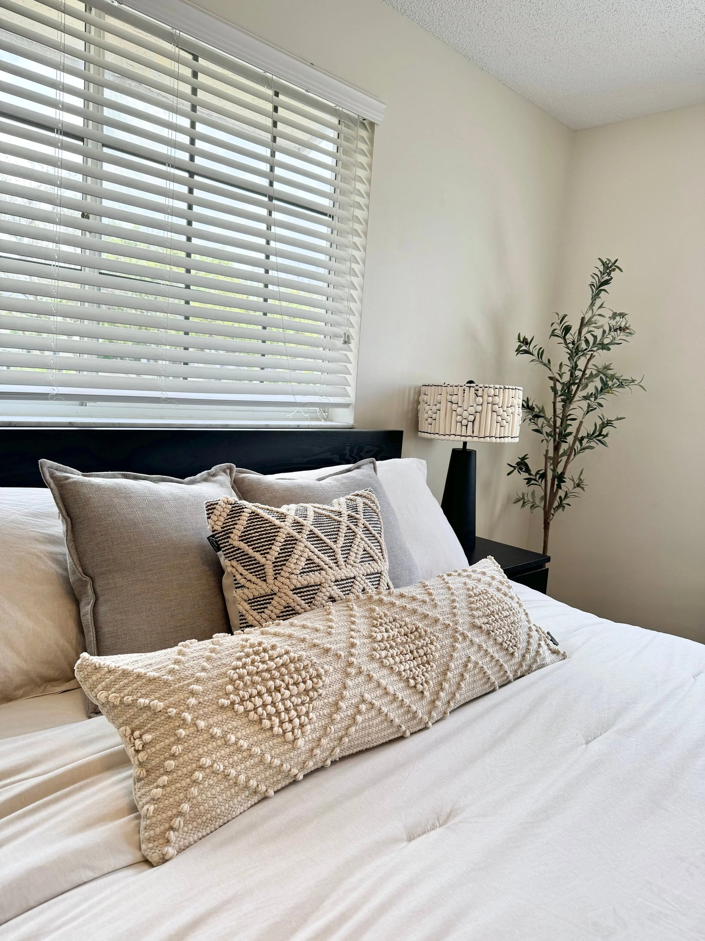 Verona Oversized Lumbar Pillow Cover - 12x36” - Fluent Trends