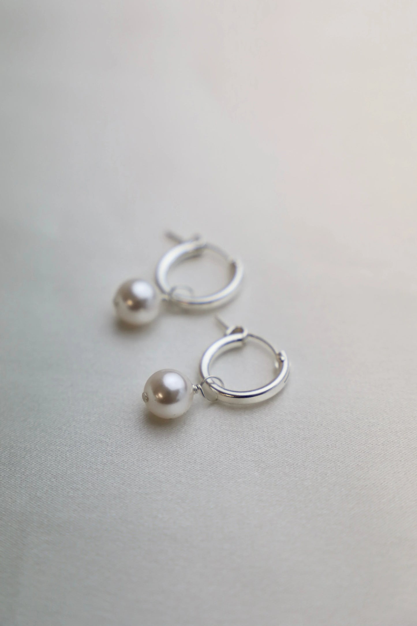 AUDREY PEARL HOOP EARRINGS-SILVER - Fluent Trends Jewelry