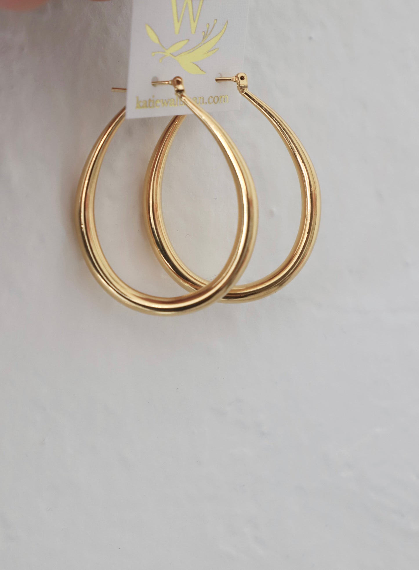 LARGE TEARDROP HOOP EARRINGS - Fluent Trends