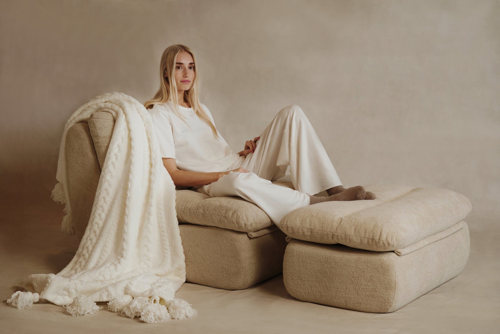 Braided Pom Pom Throw - Fluent Trends