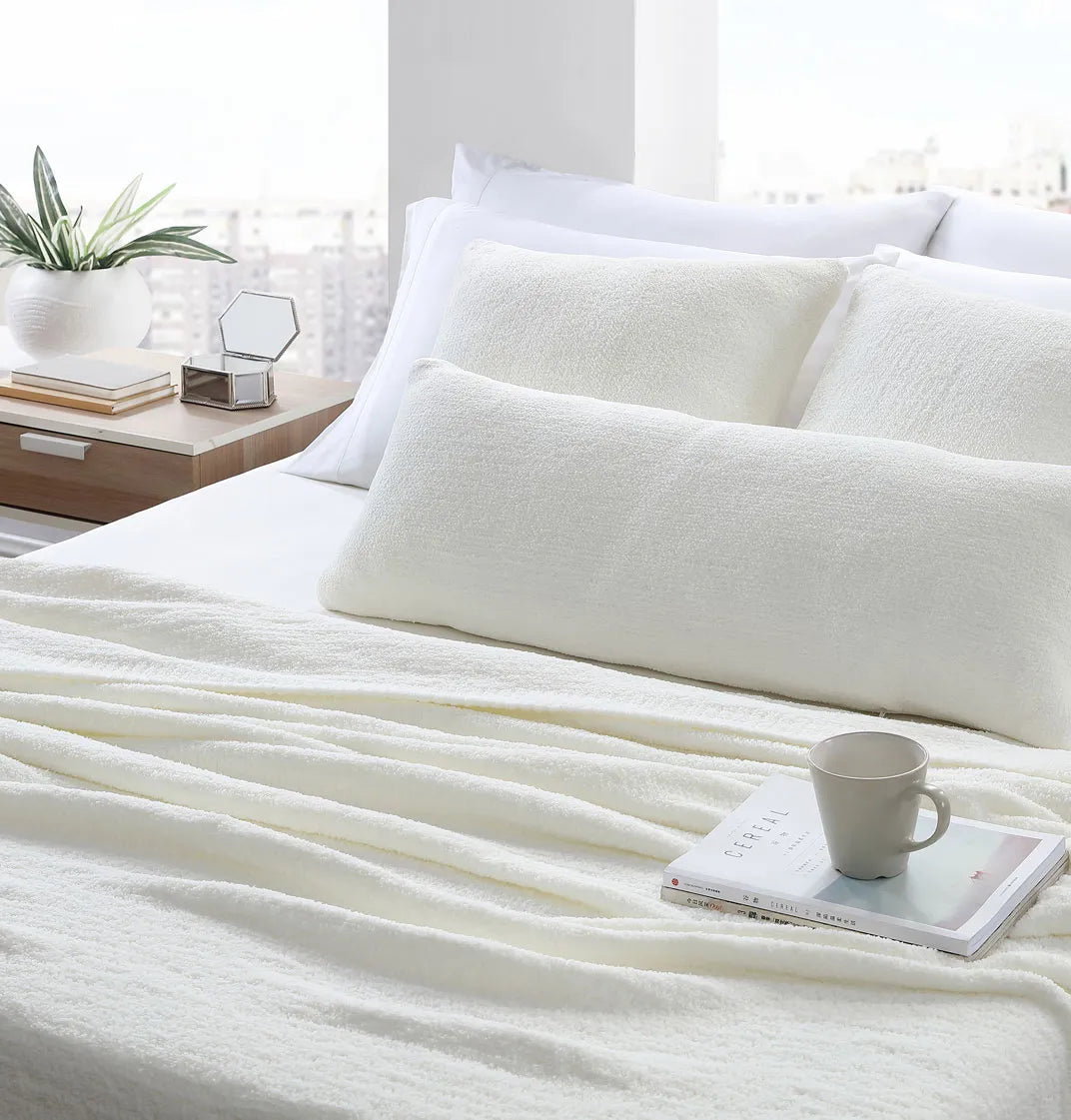 Snug Bed Blanket - Fluent Trends