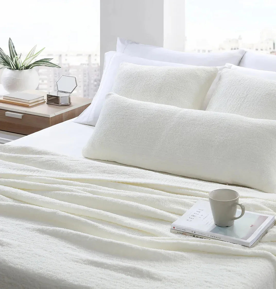 Snug Bed Blanket - Fluent Trends