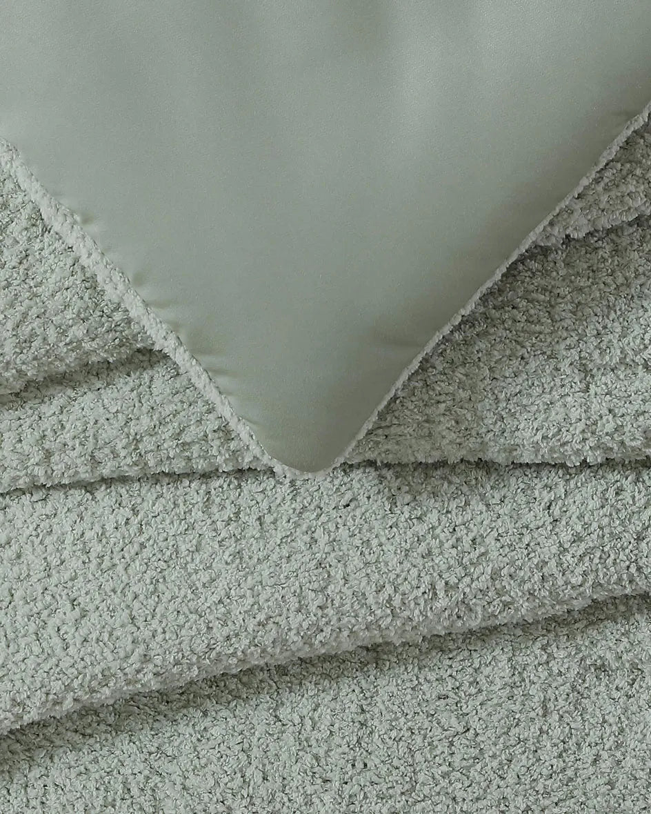 Snug Stitch Comforter - Fluent Trends