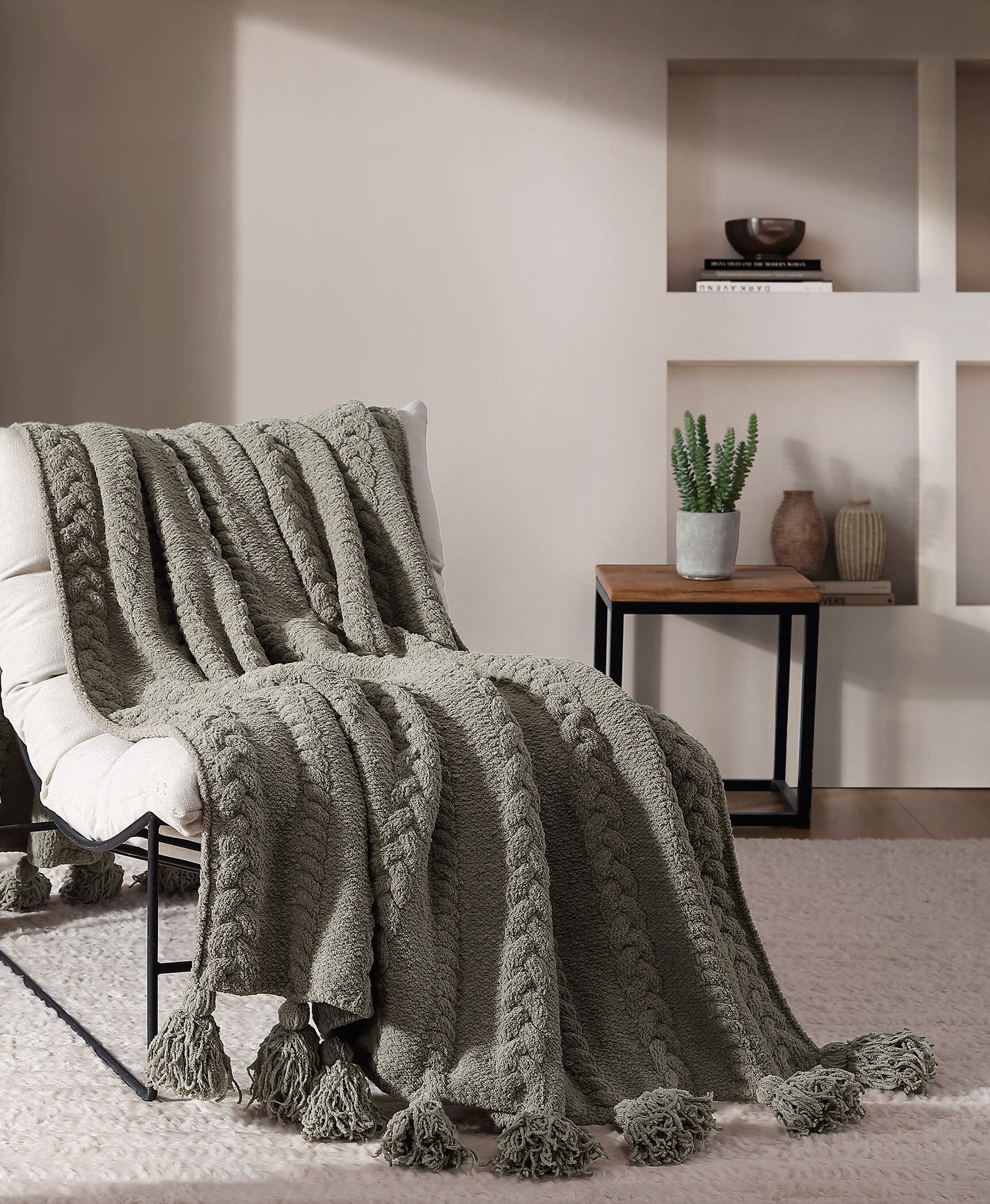Braided Pom Pom Throw - Fluent Trends