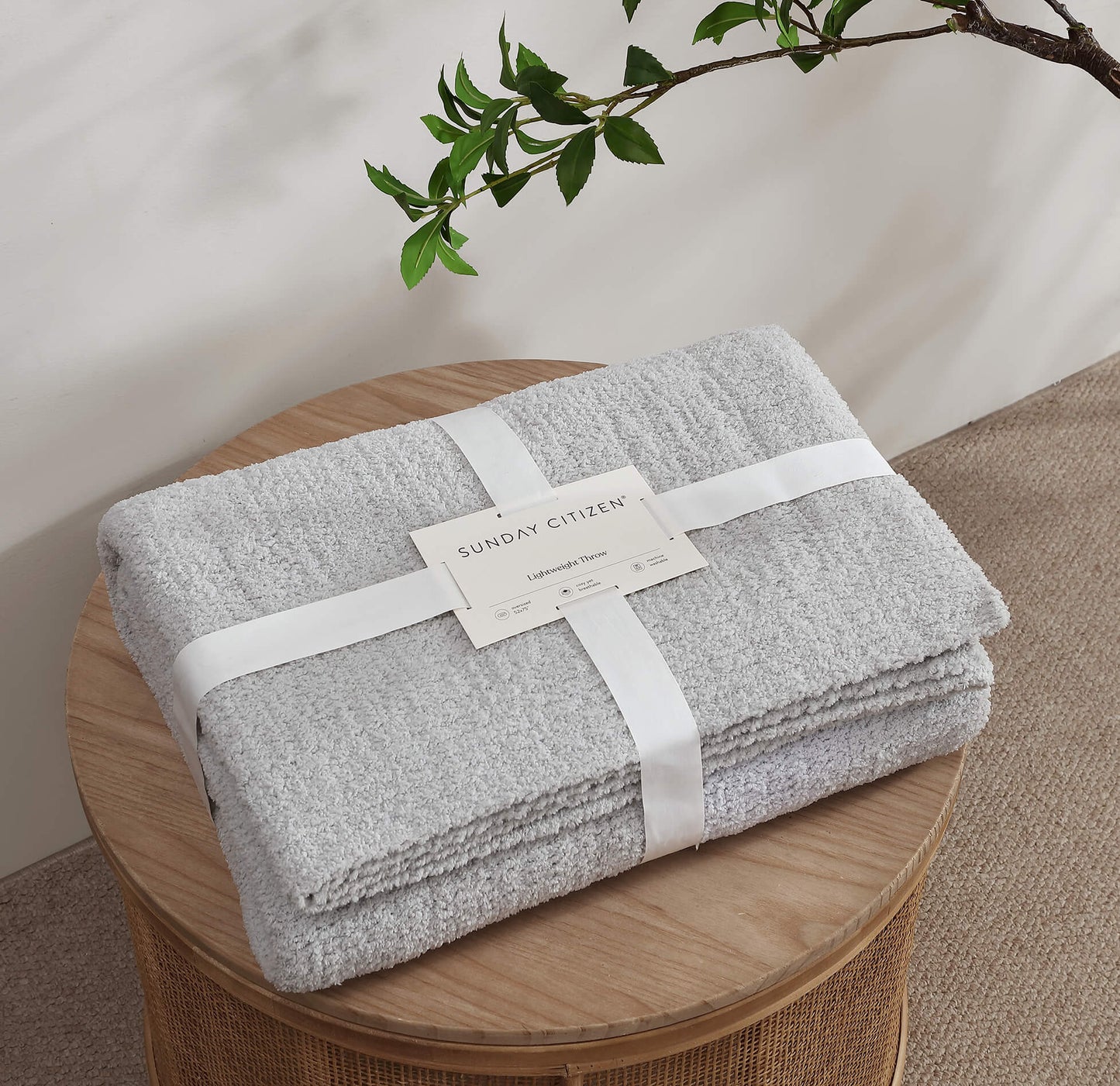 Snug Throw Sunday Citizen