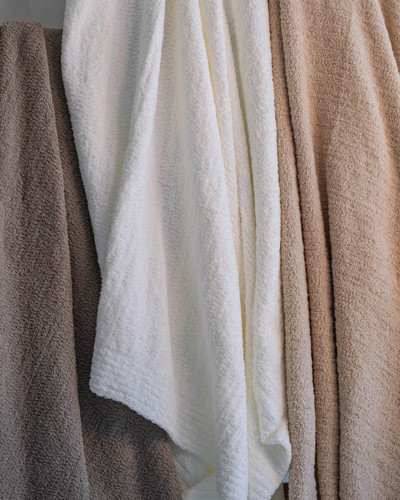 Snug Throw Sunday Citizen