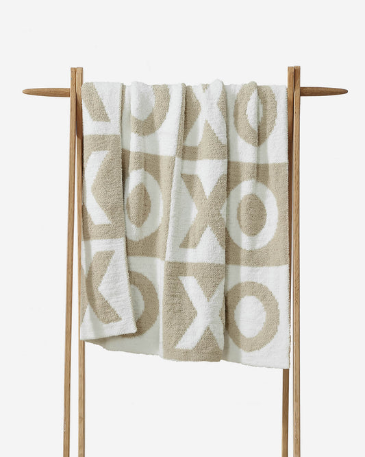 XO Checkerboard Throw - Fluent Trends