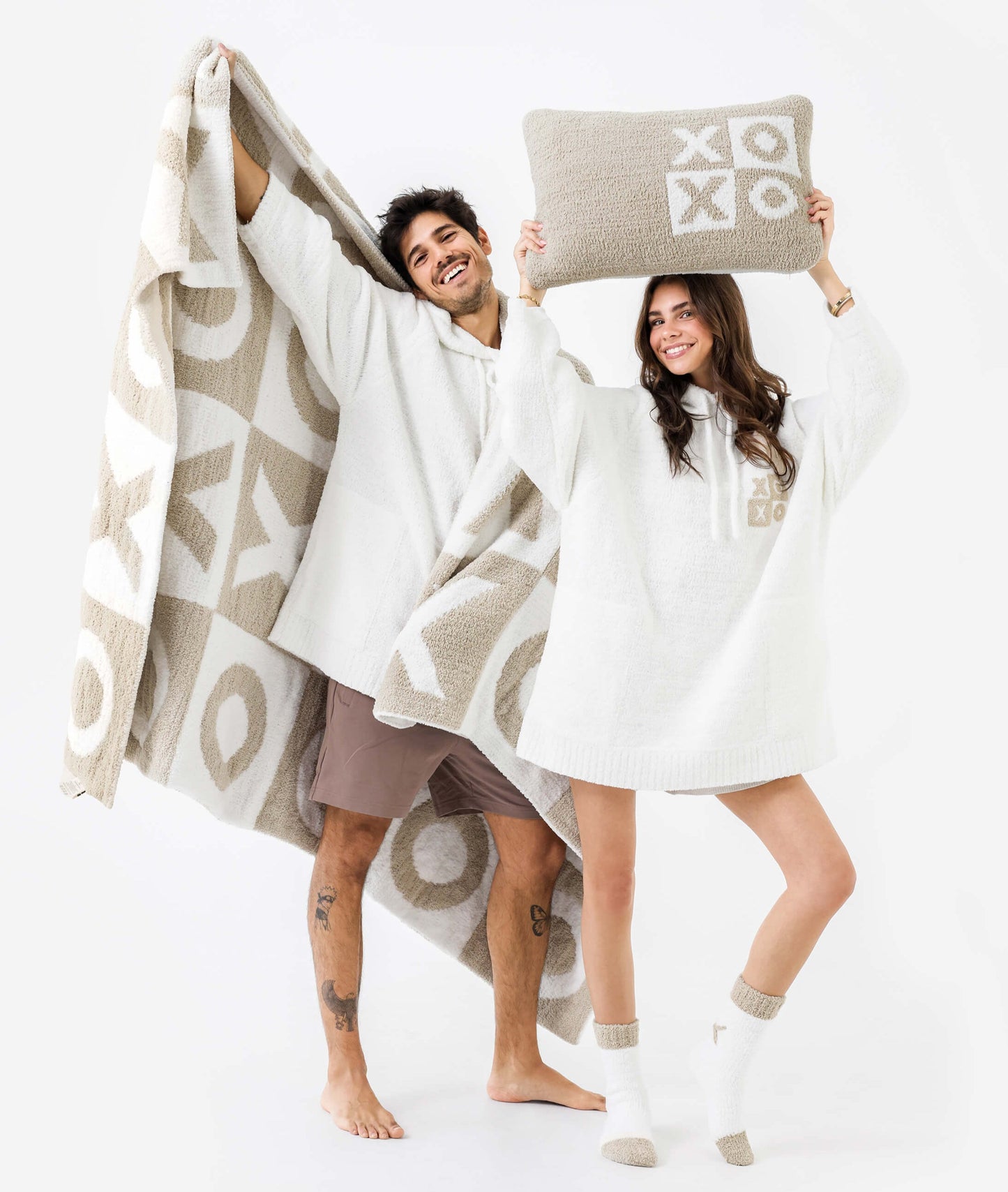 XO Checkerboard Throw