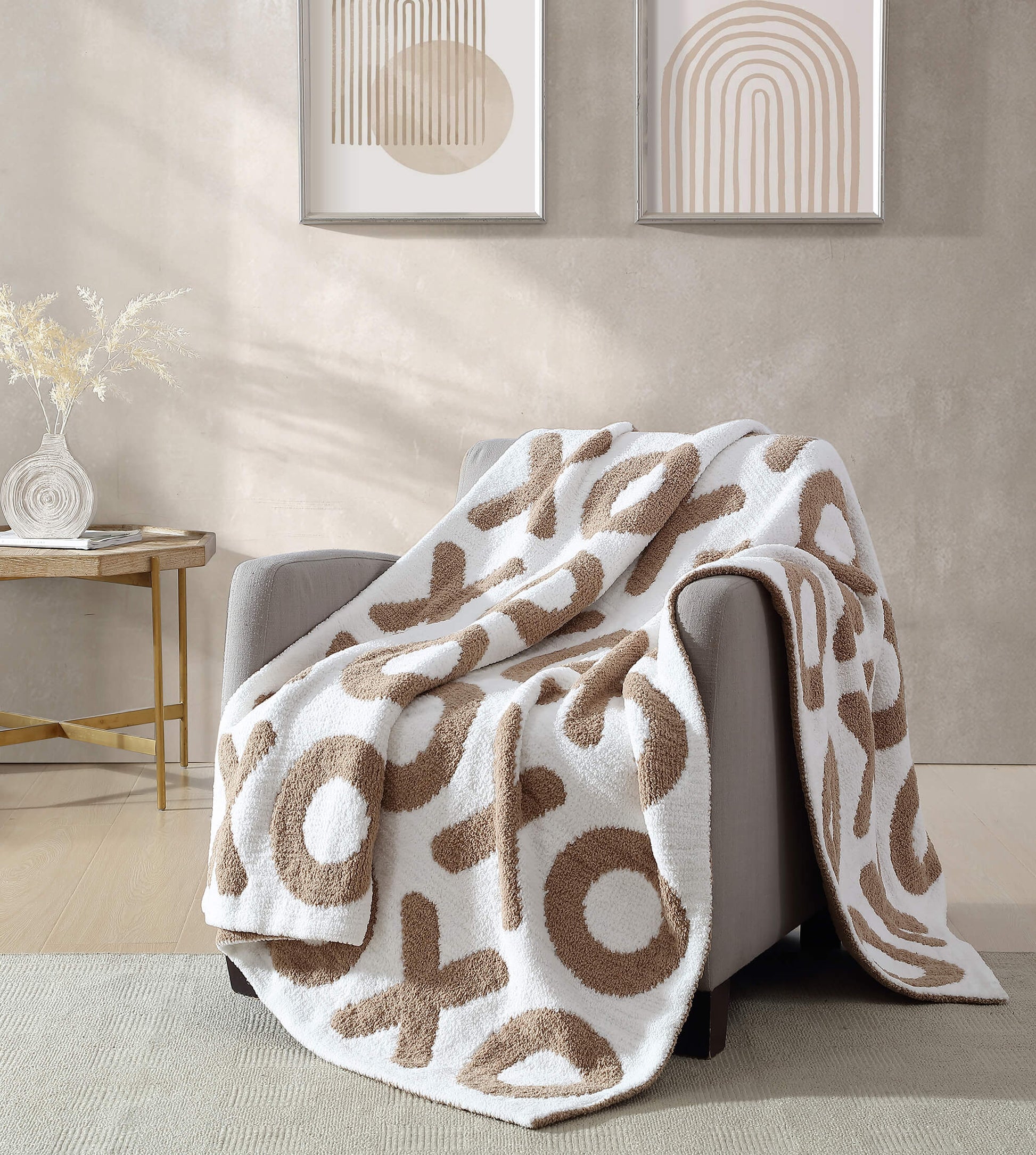 XOXO Throw - Fluent Trends
