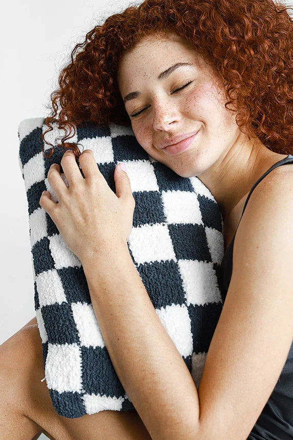 Checkerboard Throw Pillow - Fluent Trends