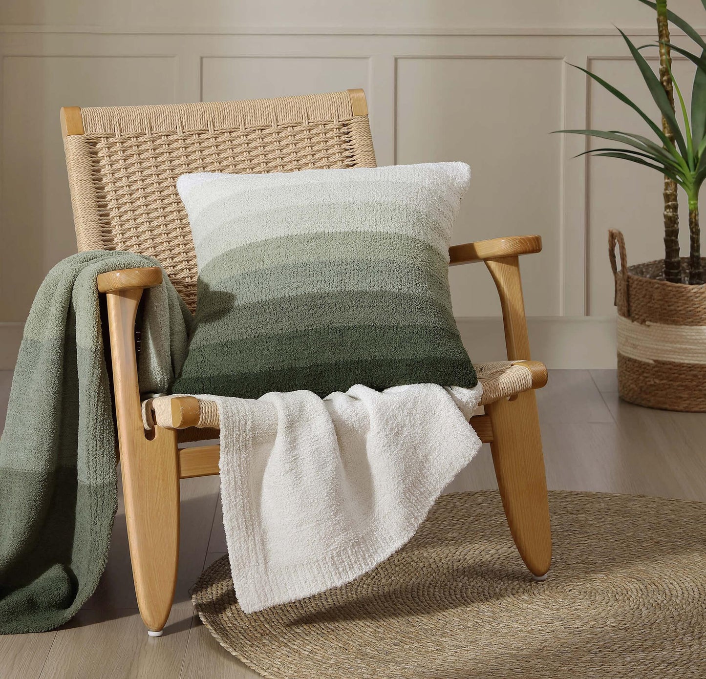 Ombre Lightweight Throw - Fluent Trends