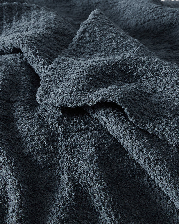 Snug Throw Sunday Citizen