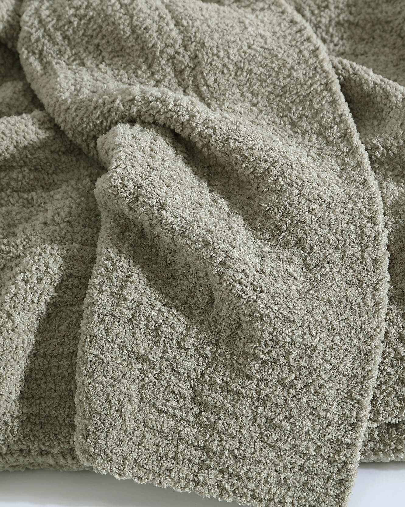 Snug Throw Sunday Citizen