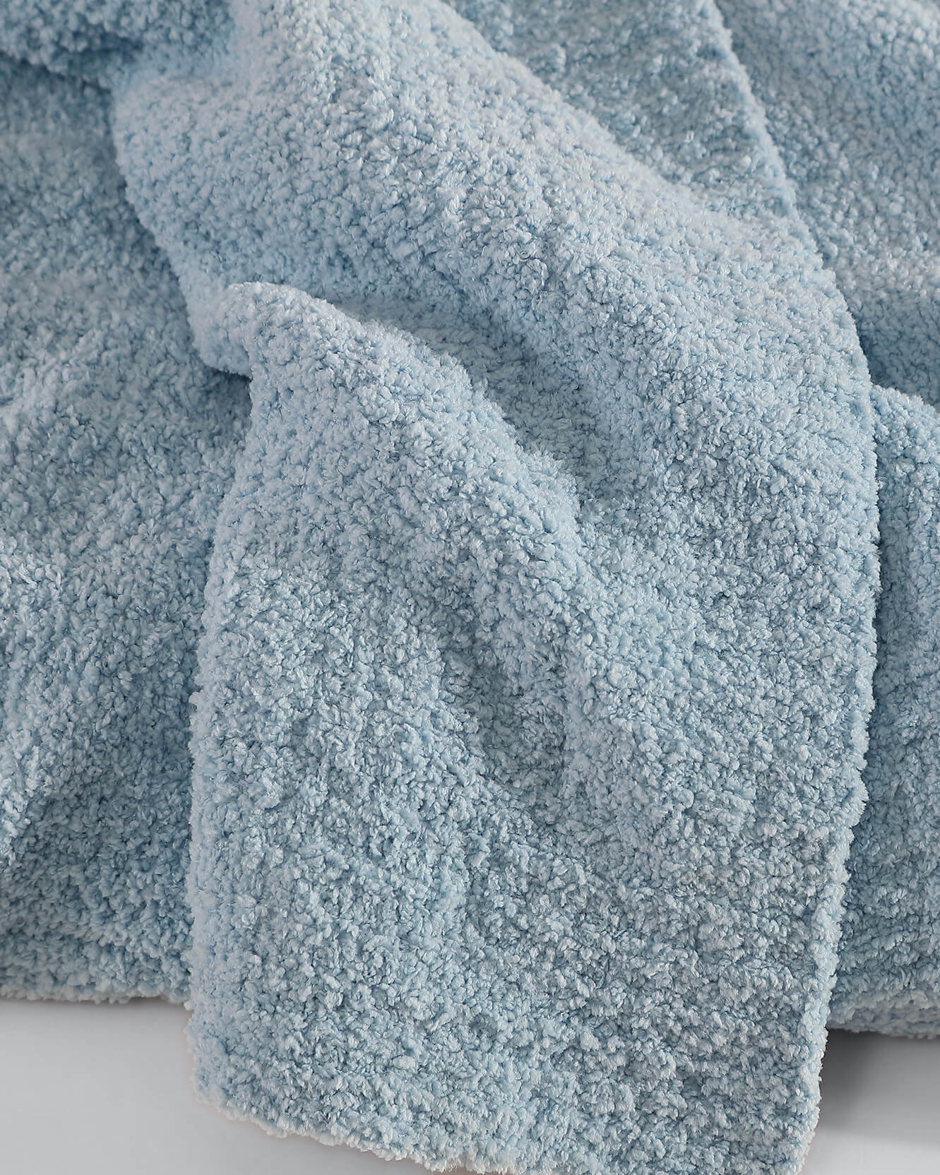 Snug Throw Sunday Citizen