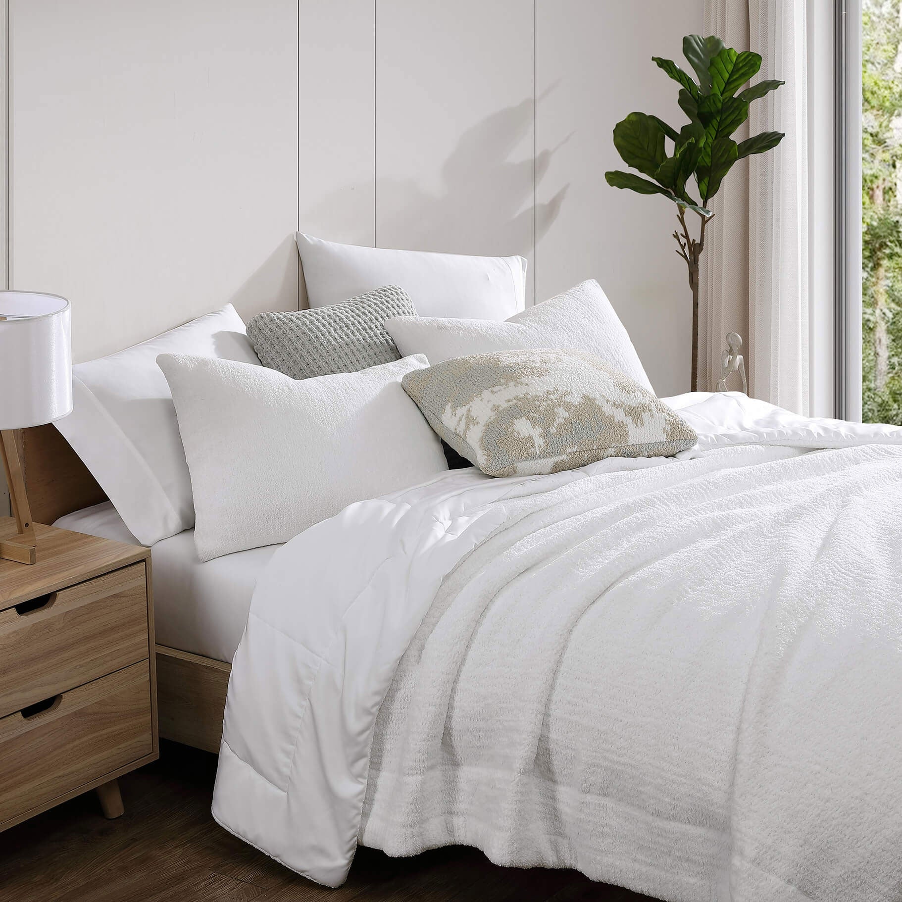 Pixel Throw Pillow - Fluent Trends