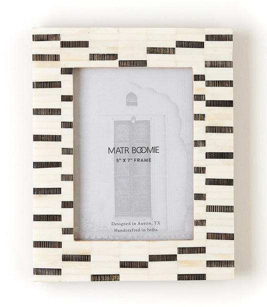 Mukhendu 5x7 Black & White Picture Frame - Hand Carved Bone - Fluent Trends