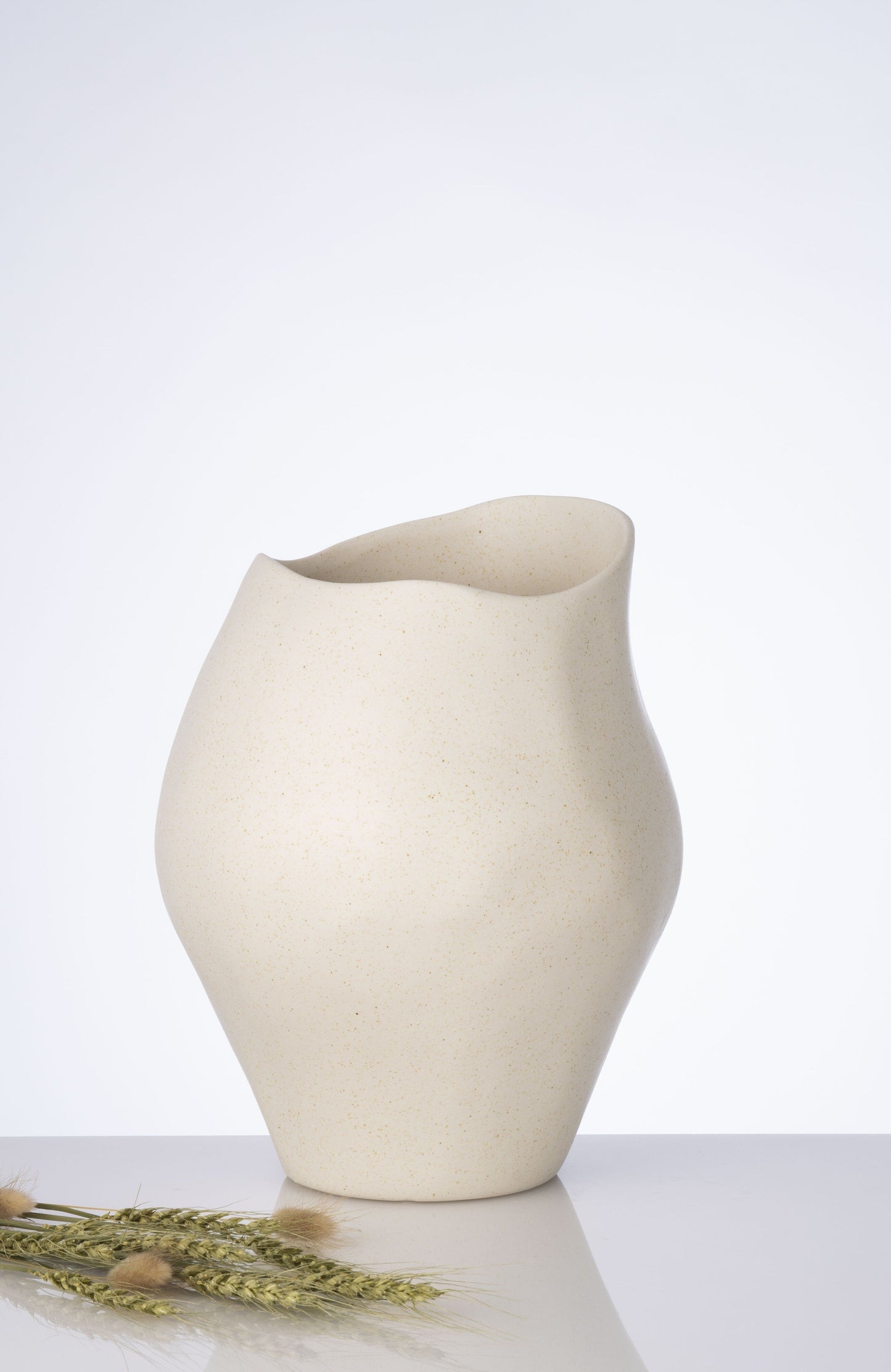 Mosco Cream Vase Powered by People