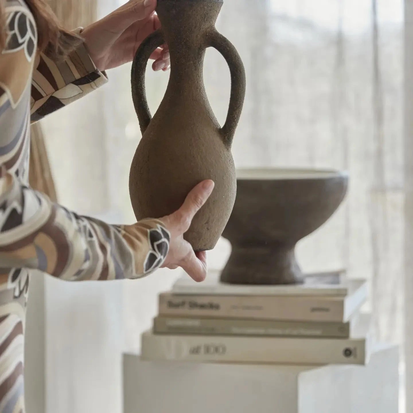 Amil Vase Powered by People