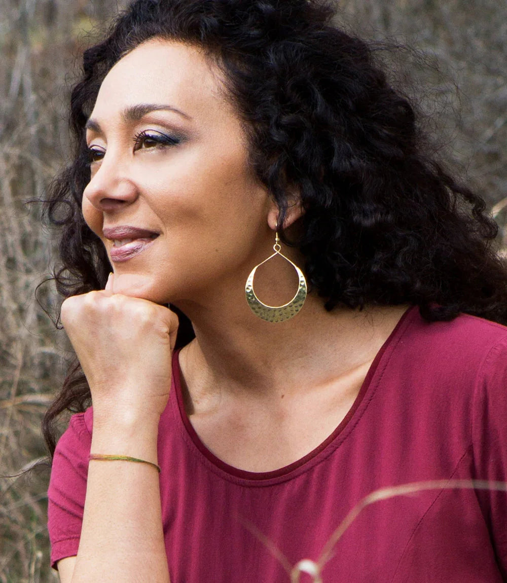 Lunar Crescent Hammered Shiny Gold Hoop Earrings - Fluent Trends