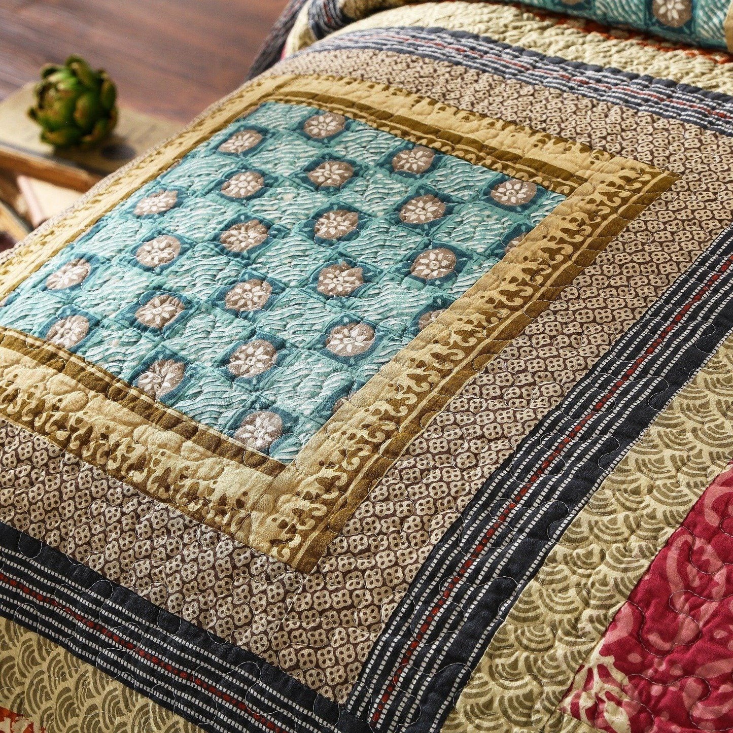 Dada Bedding Gallery of Roses Floral Bohemian Cotton Patchwork Bedspread Set (JHW-546) DaDalogy Bedding Collection