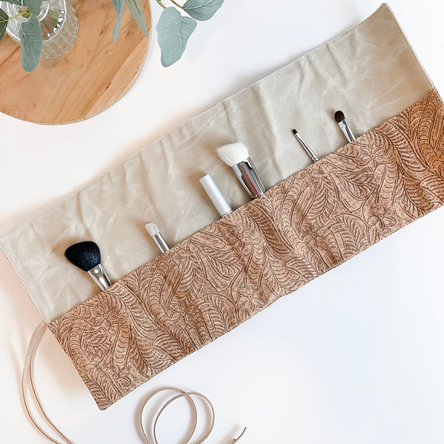 RADIANCE brush roll Carry Courage