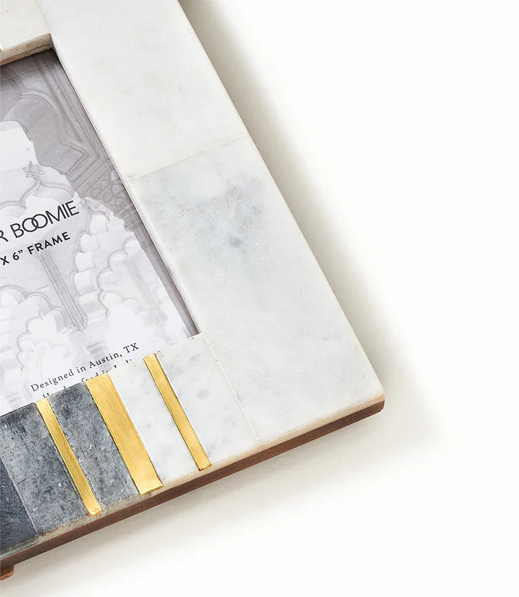 Sammita 4x6 Black & White Picture Frame - Hand Carved Marble - Fluent Trends