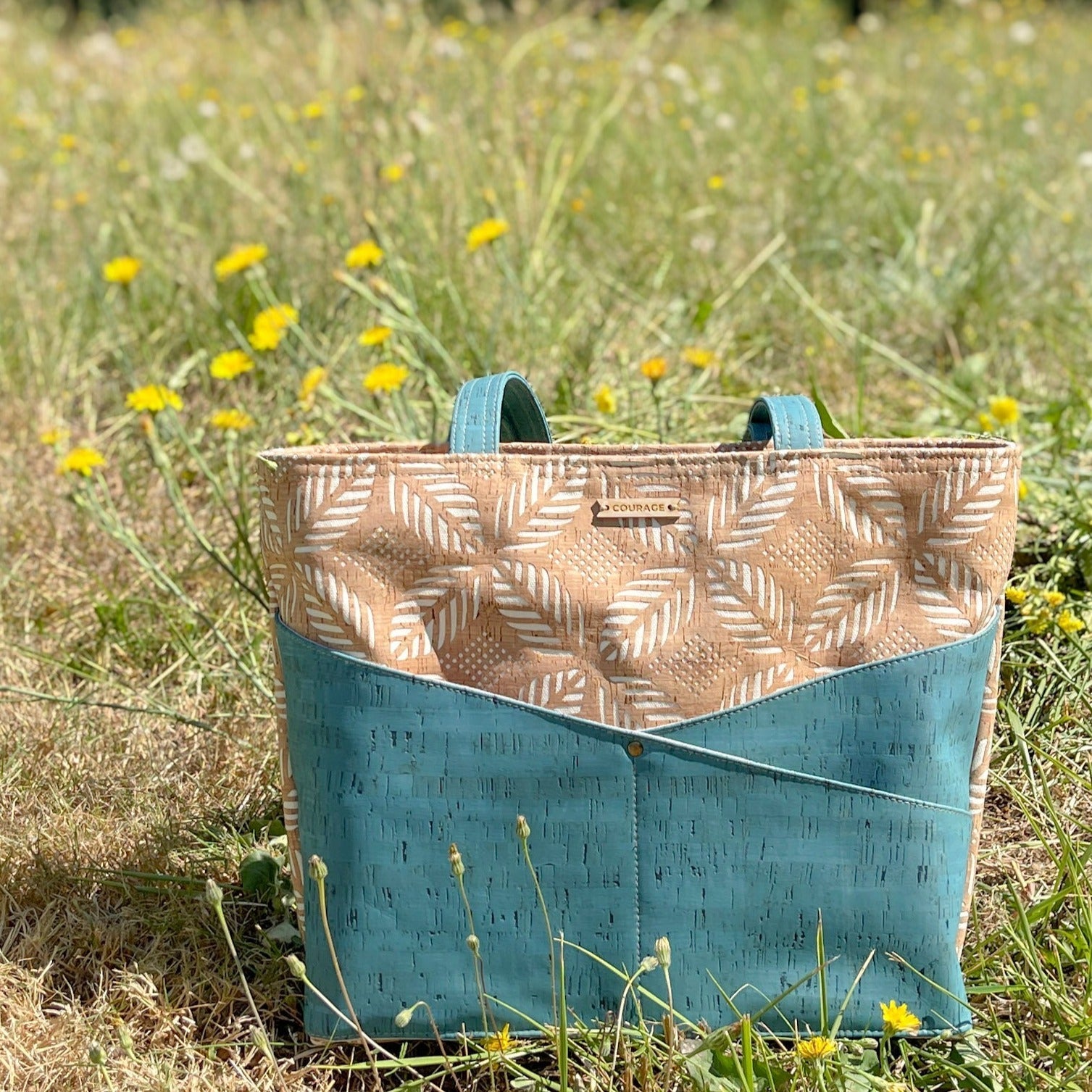 ADVOCATE zippered tote | AQUAMARINE Carry Courage