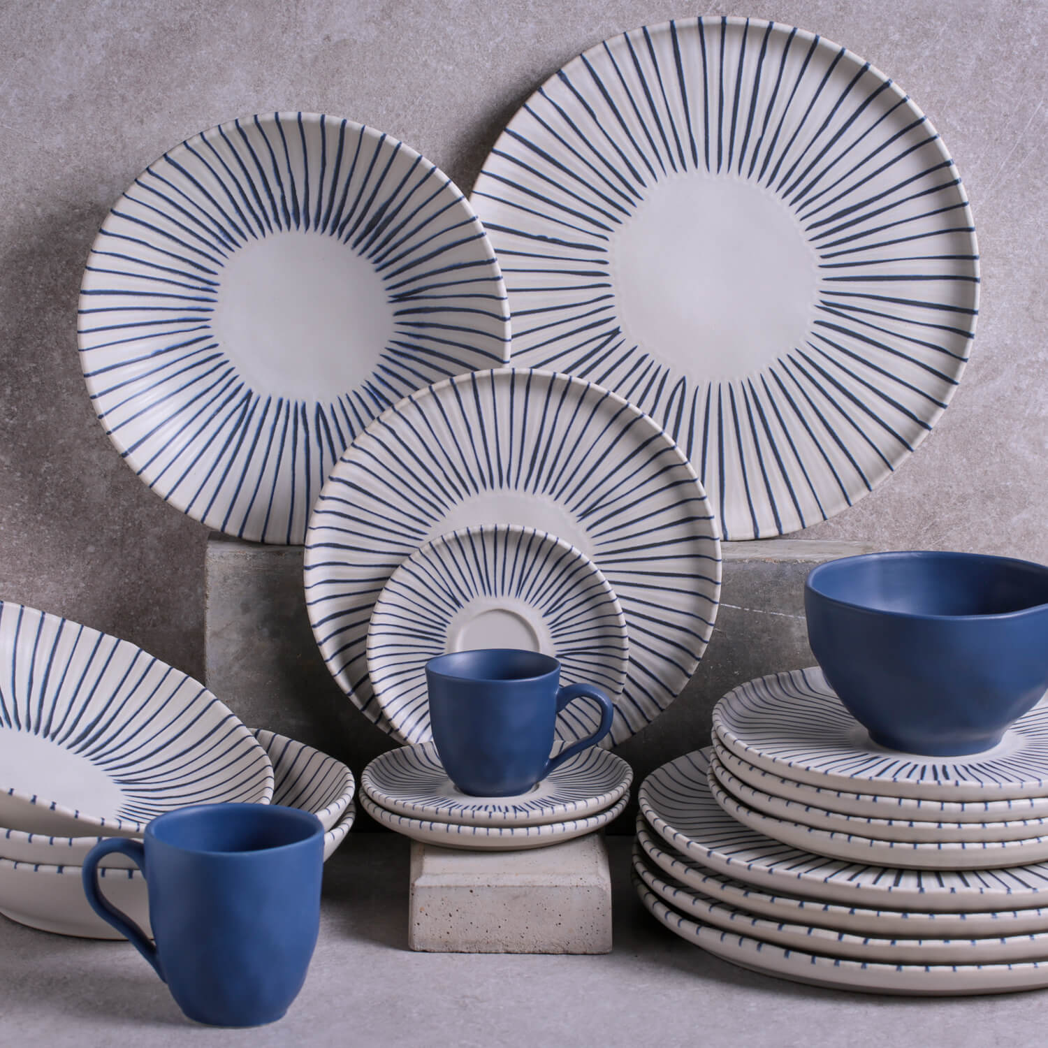20 Pc. Dinnerware Set Powered by People
