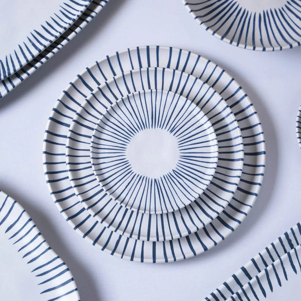 20 Pc. Dinnerware Set - Fluent Trends