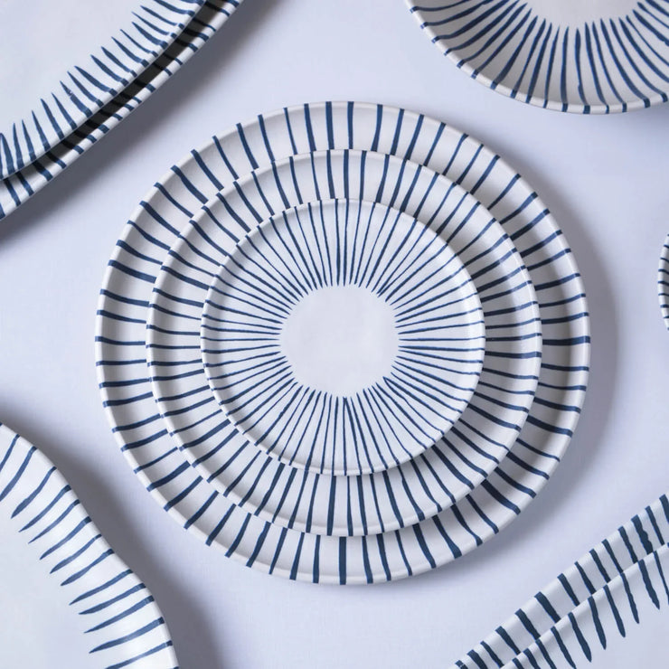 20 Pc. Dinnerware Set - Fluent Trends