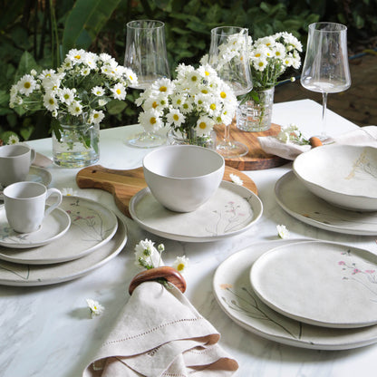 20 Pc. Dinnerware Set Powered by People