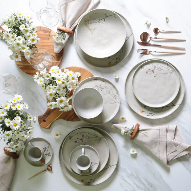 20 Pc. Dinnerware Set - Fluent Trends