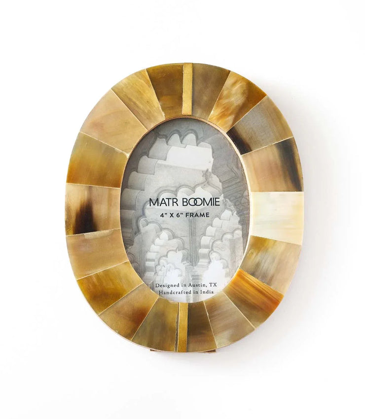 Kachhua 4x6 Oval Picture Frame - Horn, Brass Inlay - Fluent Trends