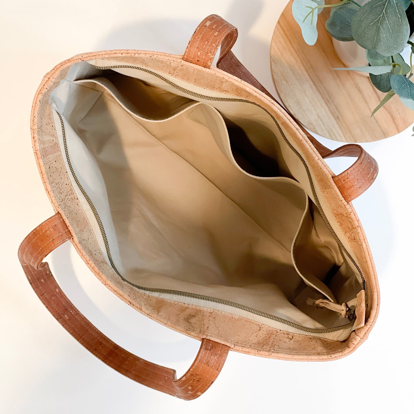 ADVOCATE zippered tote | SEPIA Carry Courage