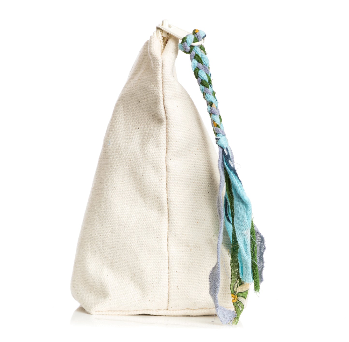 Free to Fly | Pouch Powered by People