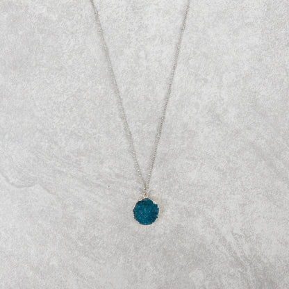 Chattan Geode Pendant Necklace - Fluent Trends