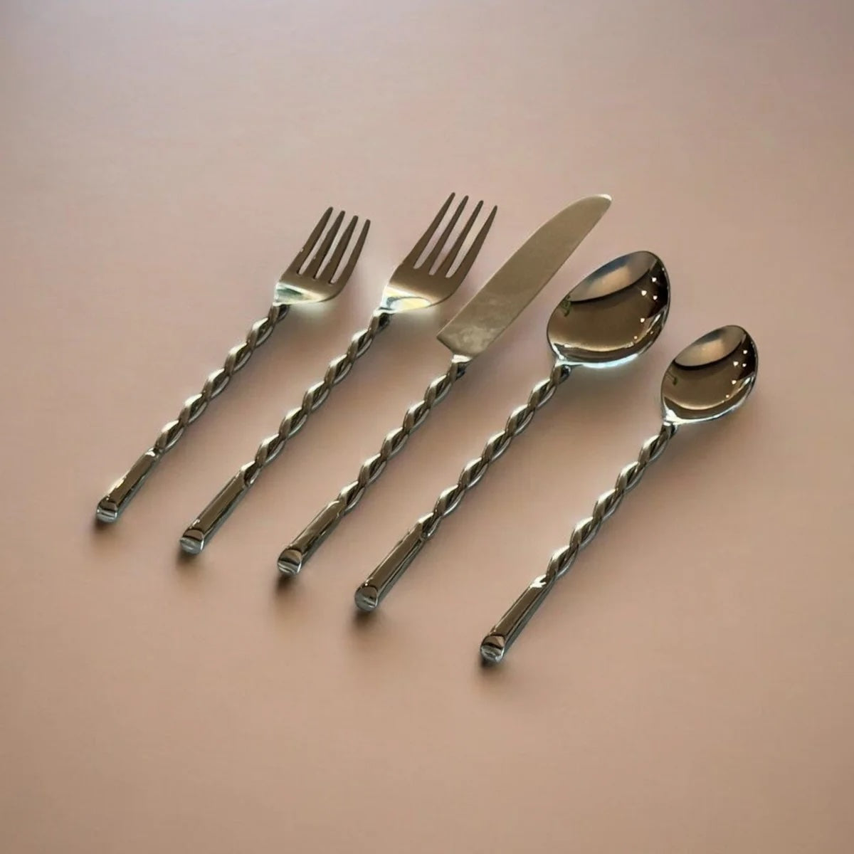 Ava Silver Flatware 20-Piece Set - Fluent Trends Flatware Set