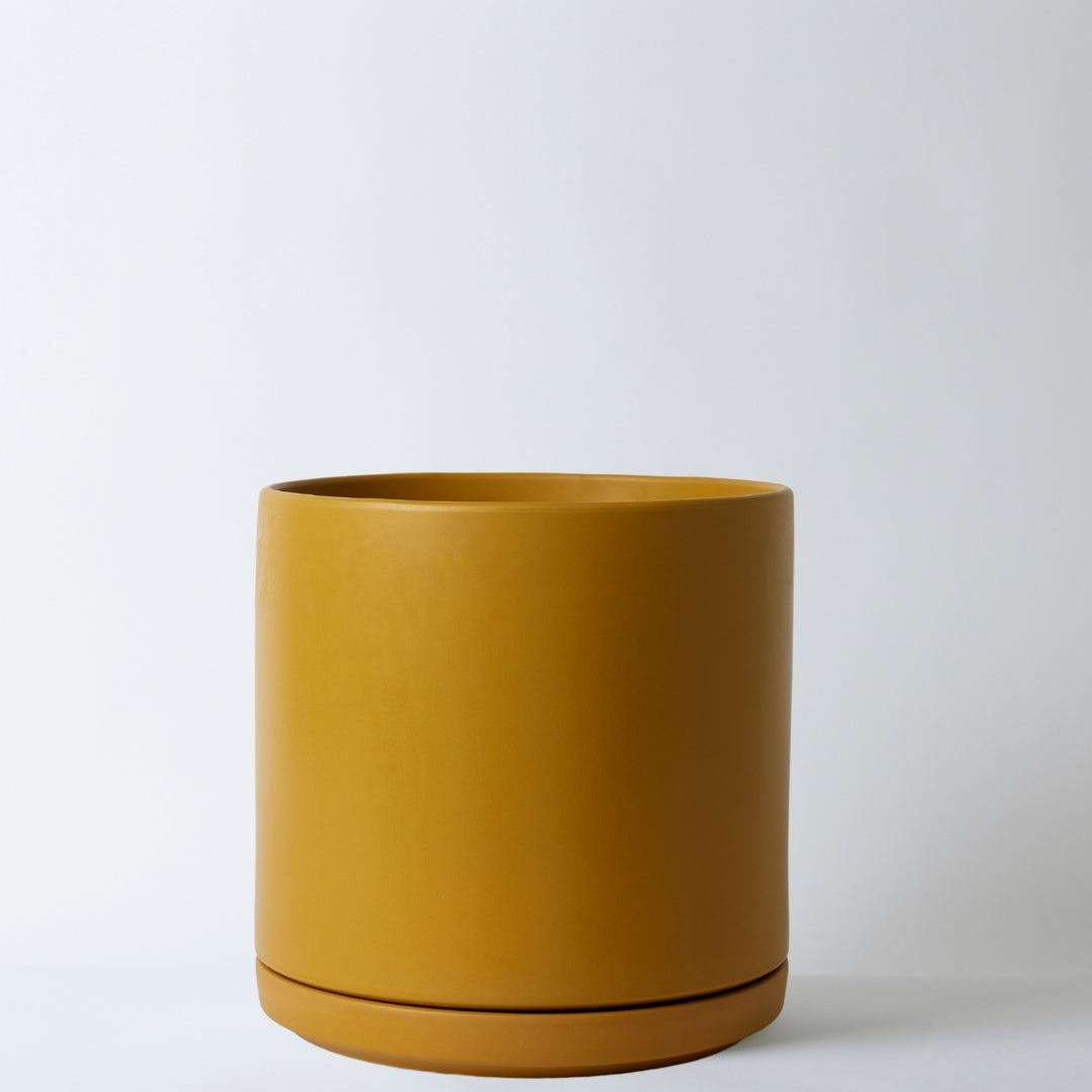 Solid Goods - Ceramic Cylinder with Saucer - Fluent Trends