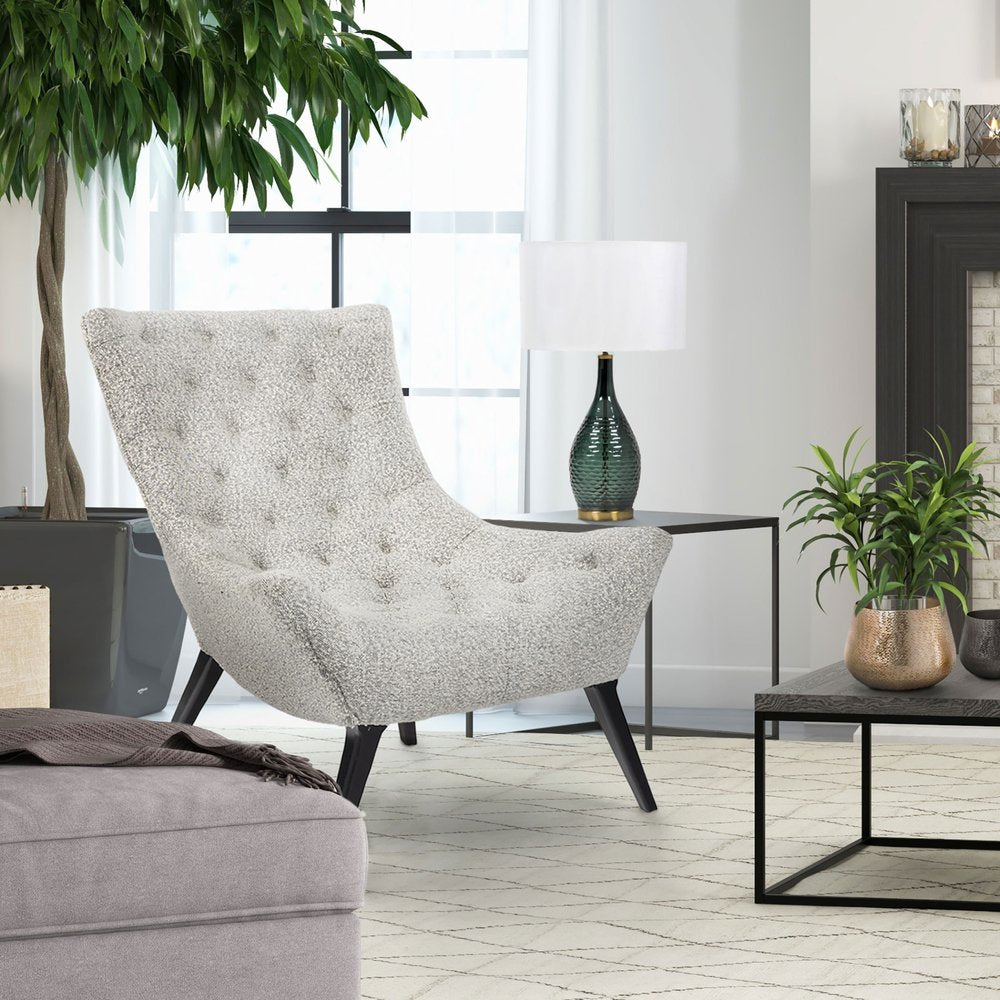 Gray Tufted Boucle Lounge Chair 32"