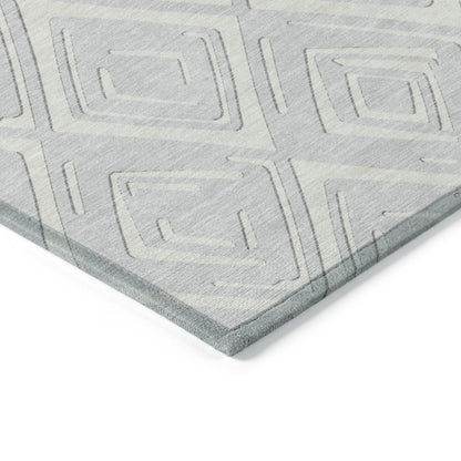 8' Silver And Ivory Round Geometric Washable Indoor Outdoor Area Rug