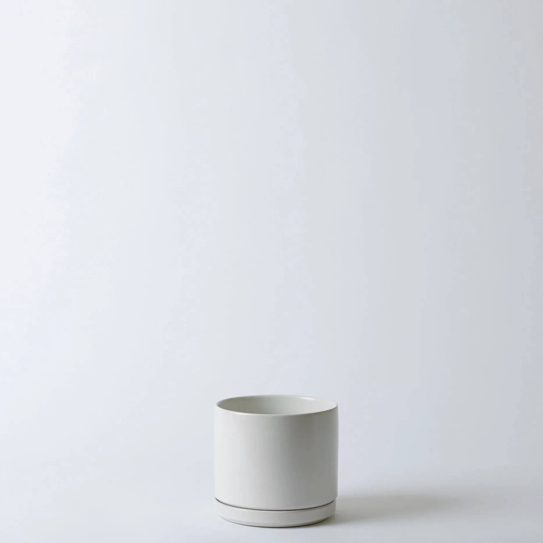 Solid Goods - Ceramic Cylinder with Saucer - Fluent Trends