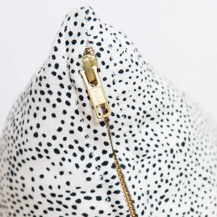 16" x 20" Pillow - Fluent Trends