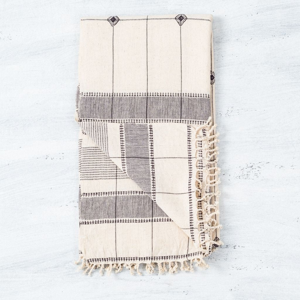 Mool Handwoven Artisanal King Size Organic Cotton Bedspread In Black & Off White Powered by People