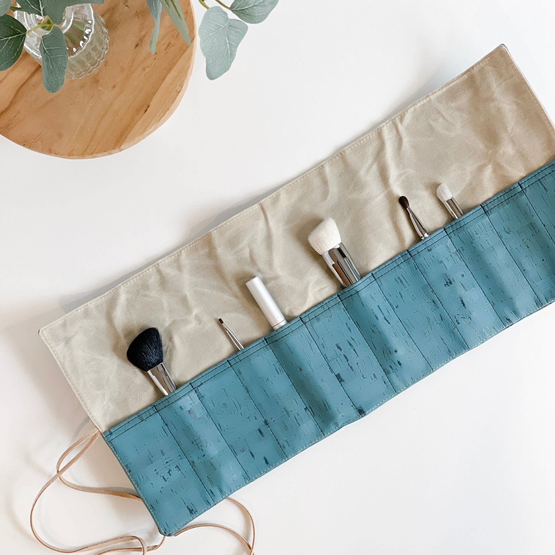 RADIANCE brush roll Carry Courage